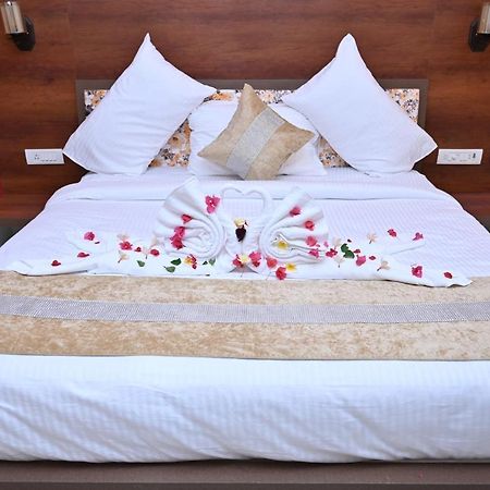 Hotel Bhairav Niwas ビーカーネール エクステリア 写真