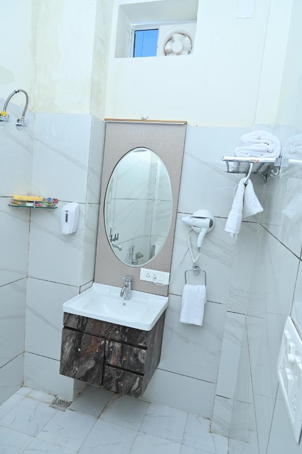 Hotel Bhairav Niwas ビーカーネール エクステリア 写真
