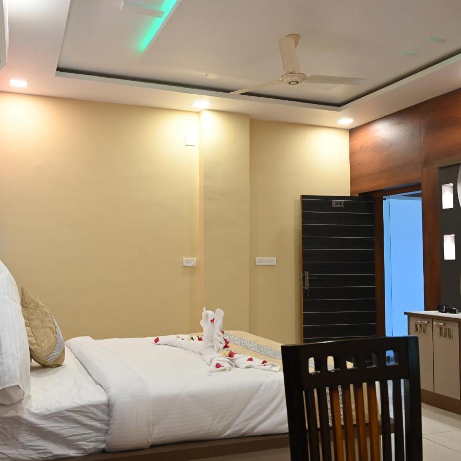 Hotel Bhairav Niwas ビーカーネール エクステリア 写真